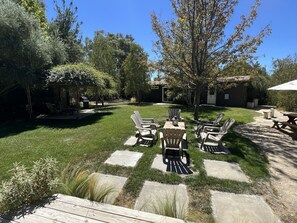 Outdoor dining - Paso Canyon Inn - Paso Robles (Paso Robles)