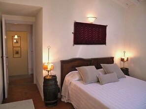 3 camere, ferro/asse da stiro, Wi-Fi gratuito, lenzuola