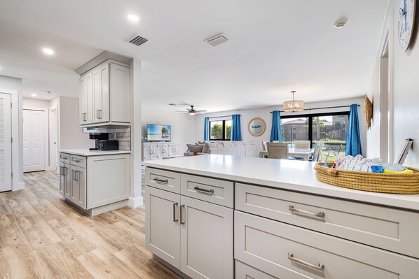 Kitchen - Blind Pass Condos at Bowman's Beach F104 on beautiful Sanibel Island (Sanibel Island)