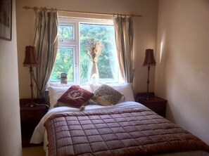 3 bedrooms, iron/ironing board, travel crib, free WiFi