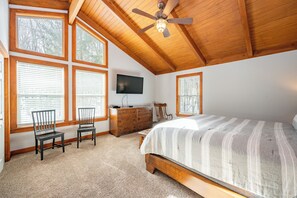 4 bedrooms, free WiFi, bed sheets