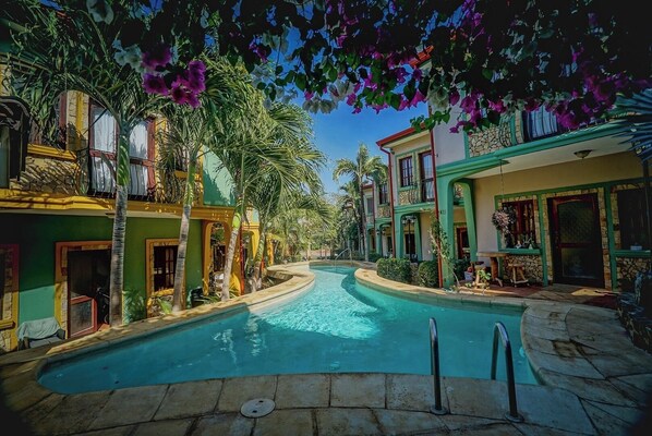 Pool - 2BR Townhome in Tamarindo• Pool • Walk to Beach (Tamarindo)