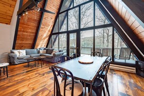 TV, table tennis - Sunlit Lakefront Cabin w/ Fire Pit & Dock (Swanton)