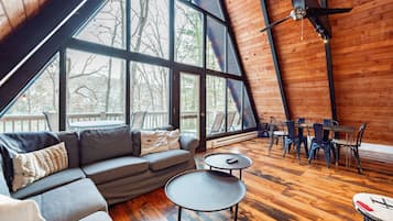 Televisio, pöytätennispöytä