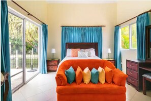 3 Schlafzimmer, Zimmersafe, Schreibtisch, Bügeleisen/Bügelbrett