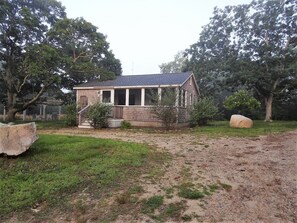 Exterior - Chappaquiddick, Cozy 2 Bedroom, October Dates Available! (Edgartown)