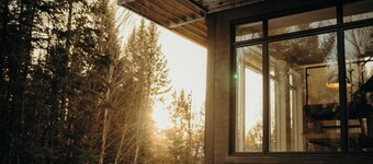 Beautiful ecological cottage near Mont Orford