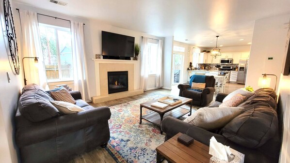 TV connectée, cheminée