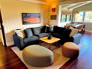 TV connectée, médiathèque, chaîne hi-fi, espaces bureaux