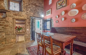 Dining - Romantic home in Comano (MS) with sauna (Comano (MS))