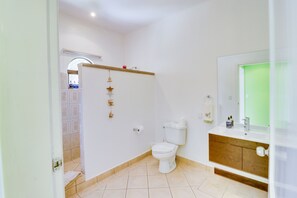 Articles de toilette gratuits, serviettes fournies