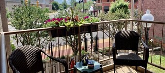 Munger Lofts Boutique  2nd Floor w/Half Kitchen