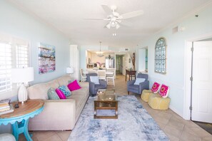 TV connectée, lecteur de DVD, écrans d'ordinateur