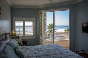 3 habitaciones, escritorio, cuna de viaje y wifi gratis 