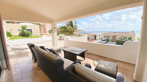 Casa Tomas Playacar - 4 Bed 4.5 bath Beach House with Pool in gated community