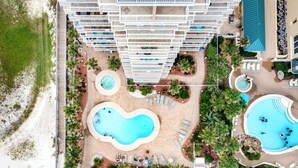 Unclassified image, 2 of 56, button - Remodeled Beachfront 🏝️🏝️ NEW Furniture ⛵️⛵️ 9th Floor 😎😎 Incredible Gulf View (Destin)