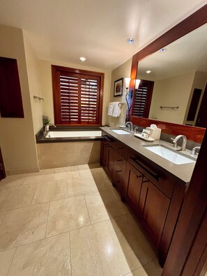 Combined shower/tub, hair dryer, towels - 2025 Upgrade, Ko Olina Beach Tower, Luxury 2BR&2BA Villa with Ocean + Pool Views (Kapolei)