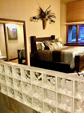 3 soverom, strykejern/-brett, wi-fi og sengetøy