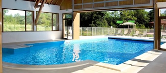 Maison ensoleillée et rustique pour 8 | Accès piscine et bain à remous