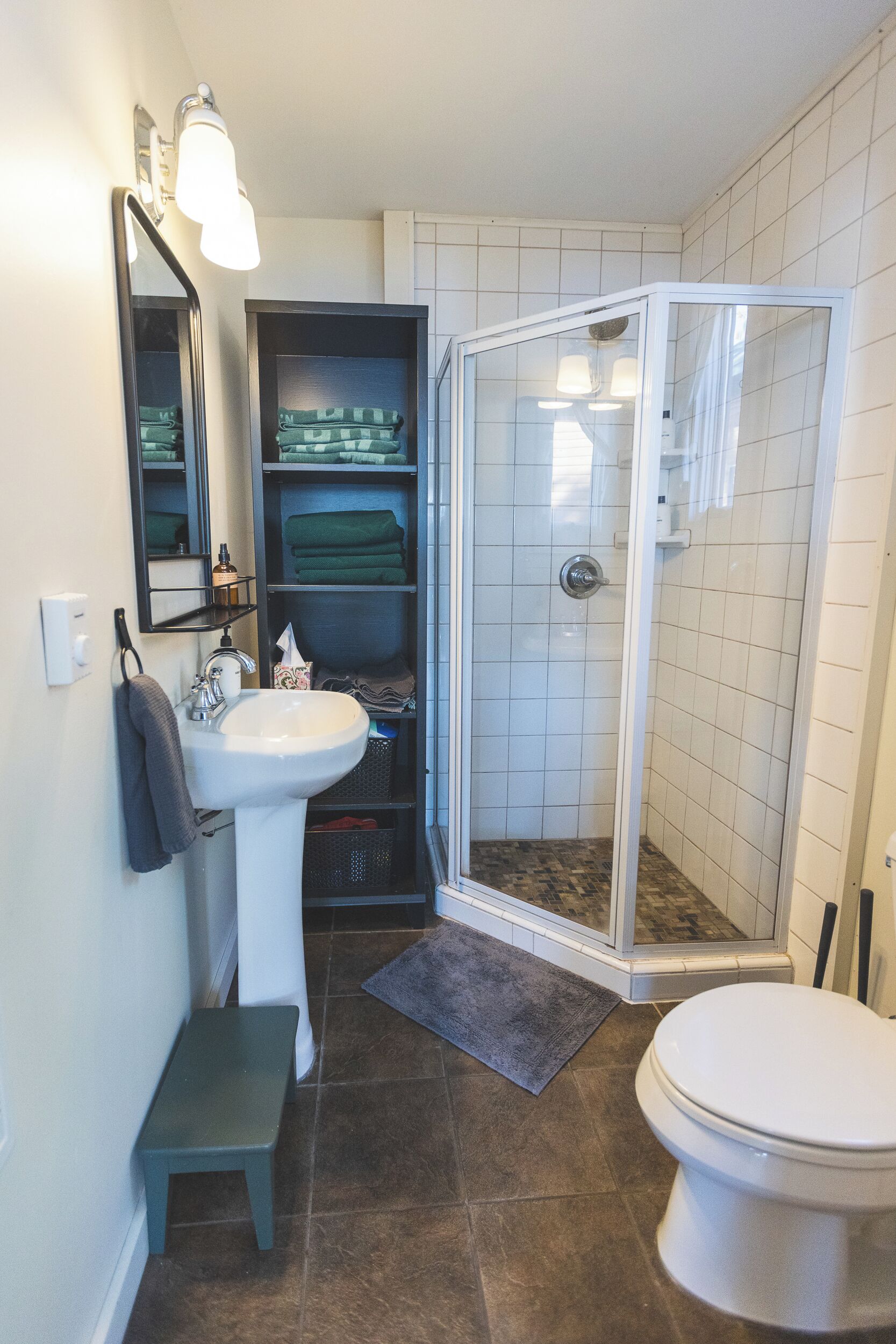 Shower, eco-friendly toiletries, hair dryer, towels