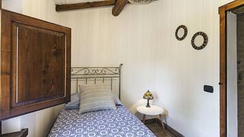 Appartamento Deluxe, 2 camere da letto | Copriletto in piuma, con stile personalizzato