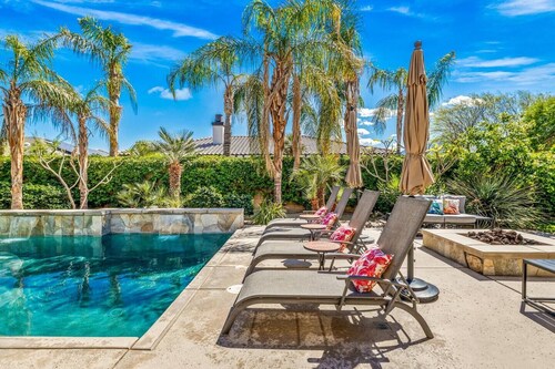 This house is a 5 bedroom(s), 4 bathrooms, located in Indio, CA.