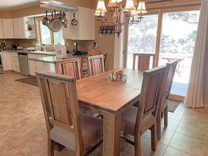 Dining - Keystone Crossing (Keystone)