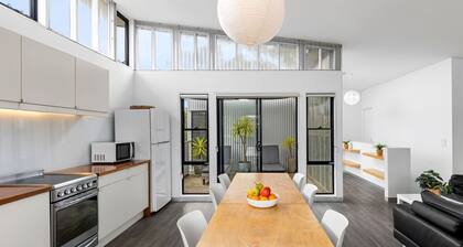 Manyana Beach Escape