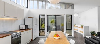 Manyana Beach Escape kanssa veden vÀlÀhdyksiÀ ja kÀvellÀ Manyana Beach. WIFI & Netflix