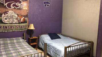 2 habitaciones, escritorio, wifi gratis y ropa de cama