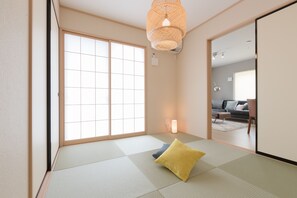 Casa | 4 habitaciones, tabla de planchar con plancha y wifi gratis