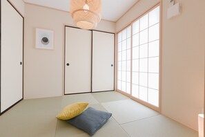 Casa | 4 habitaciones, tabla de planchar con plancha y wifi gratis