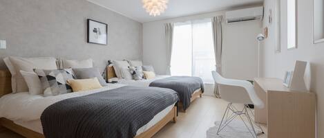 House | 4 bedrooms, iron/ironing board, free WiFi, bed sheets