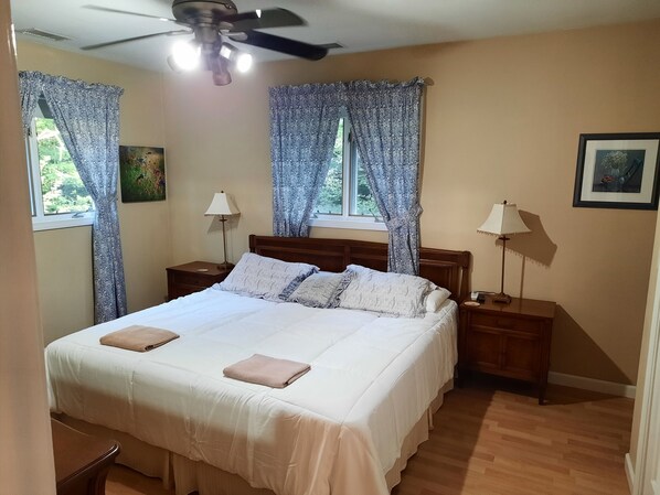 6 bedrooms, iron/ironing board, free WiFi, bed sheets