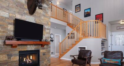 Adventure Basecamp of Teton Valley | Fireplace, Bunk Beds, Aspen Forests and Skiing Nearby