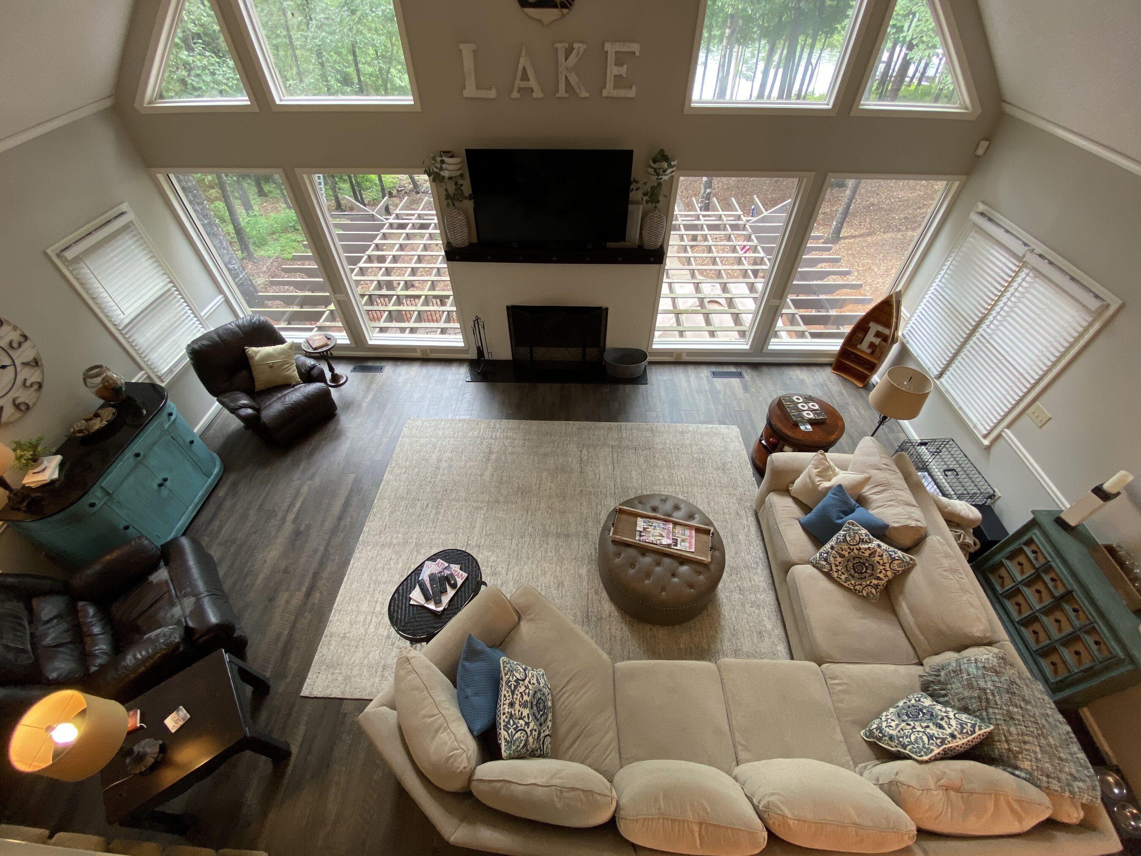 Smart TV, fireplace, DVD player