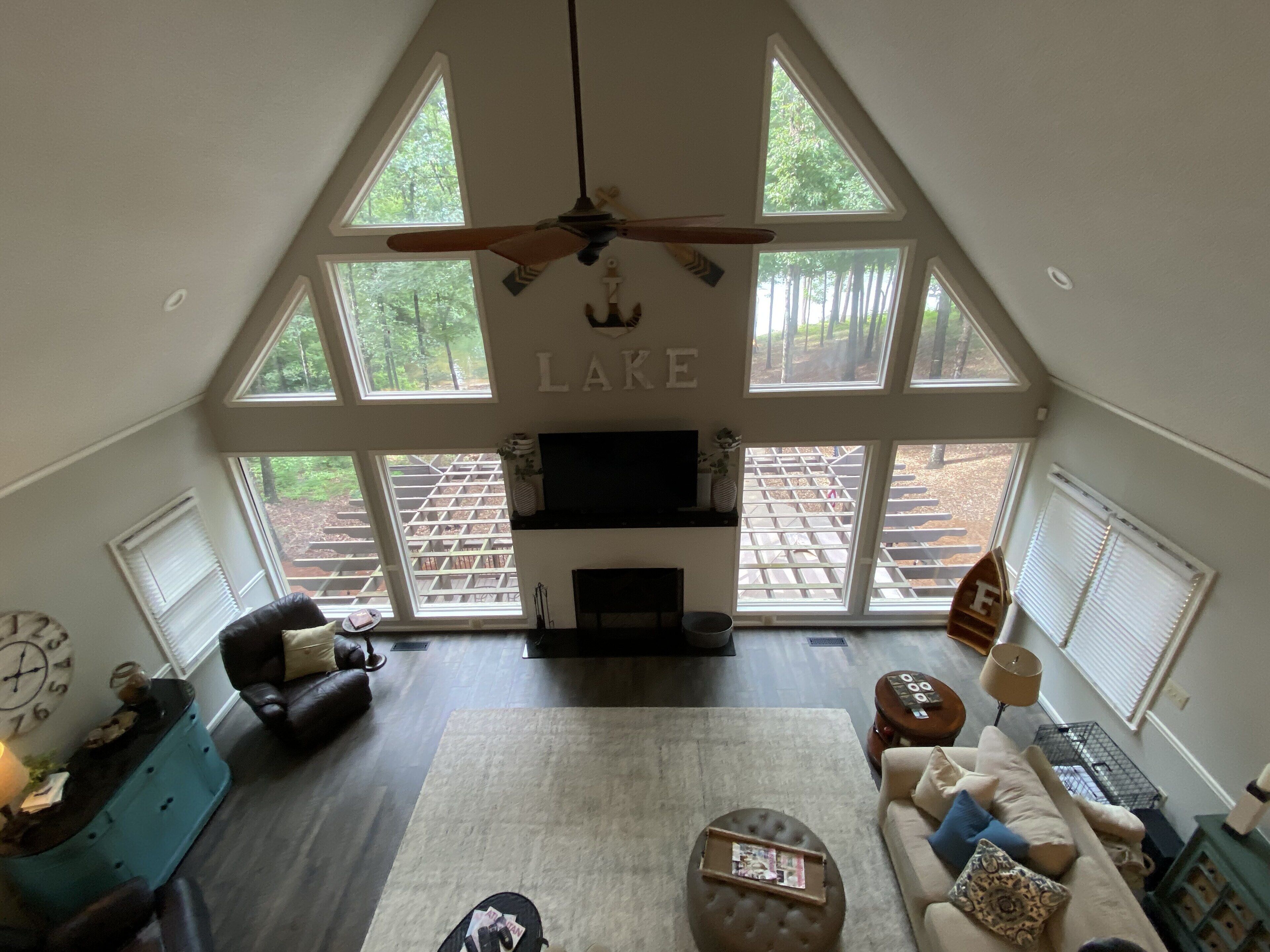 Smart TV, fireplace, DVD player