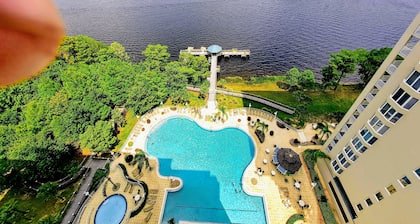 89+N AVAILABLE TODAY APR 18-25 MAY 1-6, POOL LAKE 9:3PM BEAUTIFUL 1 BD 2BTHS 8FL