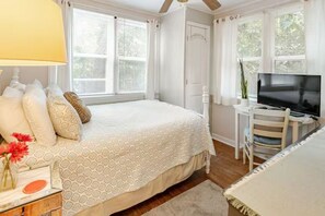 2 bedrooms, iron/ironing board, travel crib, free WiFi