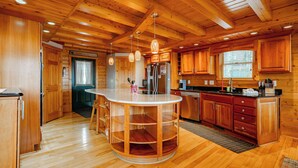 Coffee/tea maker, fridge, microwave, oven - Designer Mountain Lodge w/ Panoramic Views & Sauna (McHenry)