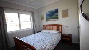 3 bedrooms, free WiFi, bed sheets