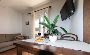 Interior - One-Bedroom Apartment**** in Villa MARID  (Opatija)