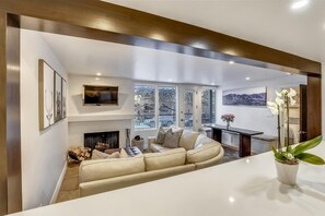 TV, fireplace - Stunning Ski-In/ Ski-Out Condo w/ Pool & Hot Tub (Aspen)