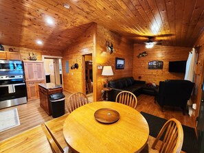 Interior - Beachfront Cottage w/Amazing Views! Steps 2 Beach. Fishing.WiFi.Wineries.Dining (Westfield)