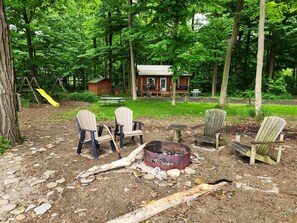 Property grounds - Beachfront Cottage w/Amazing Views! Steps 2 Beach. Fishing.WiFi.Wineries.Dining (Westfield)