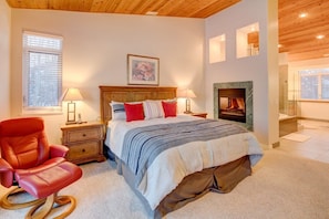 6 bedrooms, iron/ironing board, travel cot, WiFi - 6BR Three Kings Luxury Home, Walk to Lifts (Park City)
