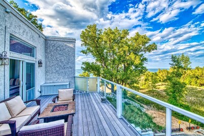 Smart Home, Hot Tub, direct Beach/Nat’l Park access, luxury amenities