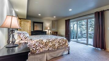 6 Schlafzimmer, BĂŒgeleisen/BĂŒgelbrett, WLAN, BettwĂ€sche