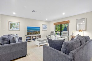 Living area - Blind Pass Condos at Bowman's Beach F110 on beautiful Sanibel Island (Sanibel Island)