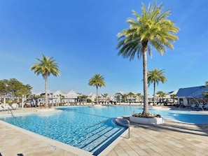 Pool - 6 Seat Golf Cart-4 Bikes Included! Community Pool (Santa Rosa Beach)